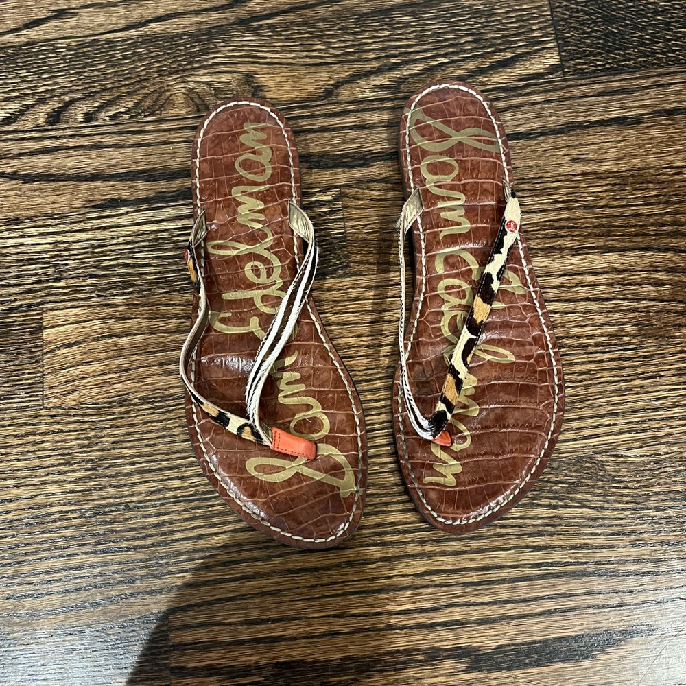 One of my favorite styles! Very in style and chic!